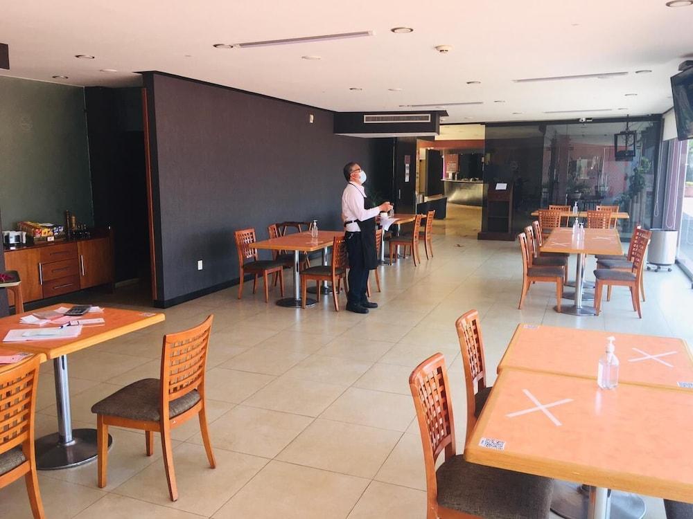Hotel Concorde Toluca Extérieur photo