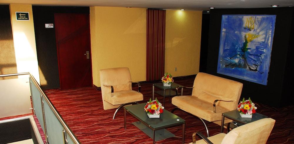 Hotel Concorde Toluca Extérieur photo