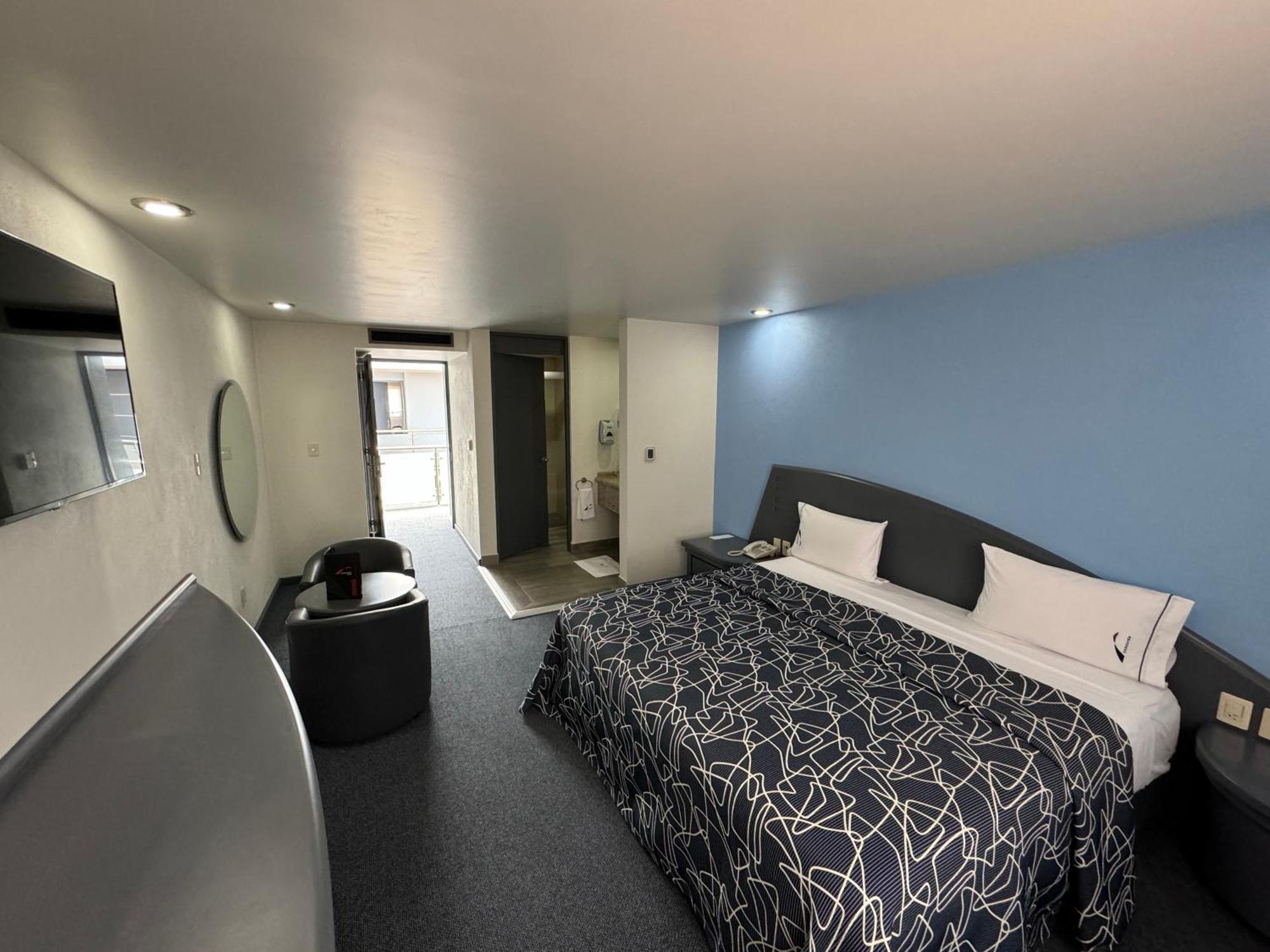 Hotel Concorde Toluca Extérieur photo